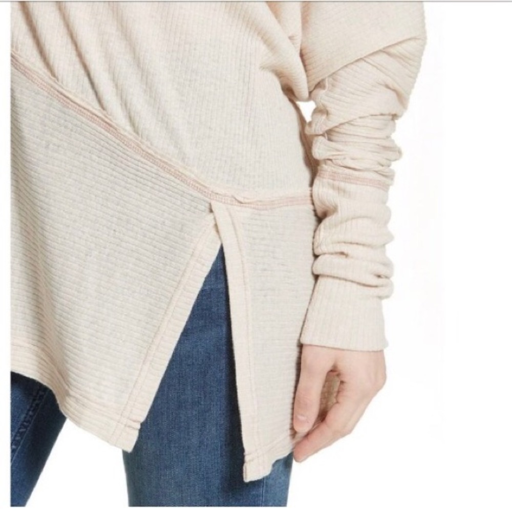 "We the Free/Free People" ribbed, oversized asymmetrical thermal top - size M - Picture 8 of 15